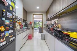 The Palette (D18), Condominium #568349301